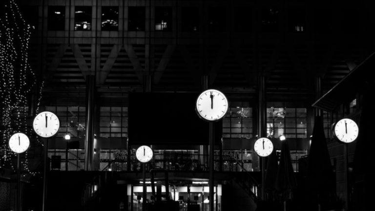 relogios meia noite 848x477 1