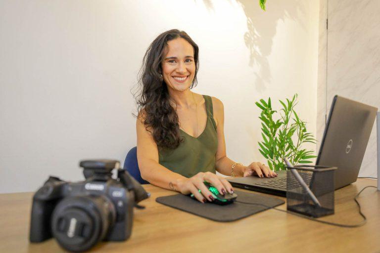 Dentro 2 1920x1280 1