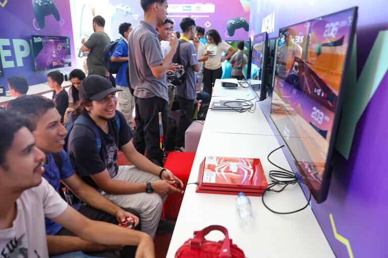 53727509037 c9abbd173c c