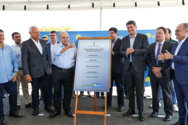 53755356415 29c8beefb0 c