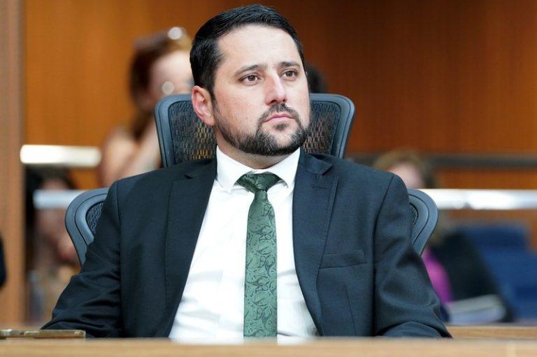 thumb grande Hellenn Reis37