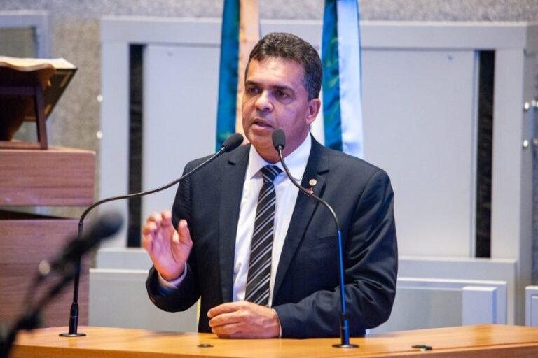 2311423RL B 13 1 860x573 1