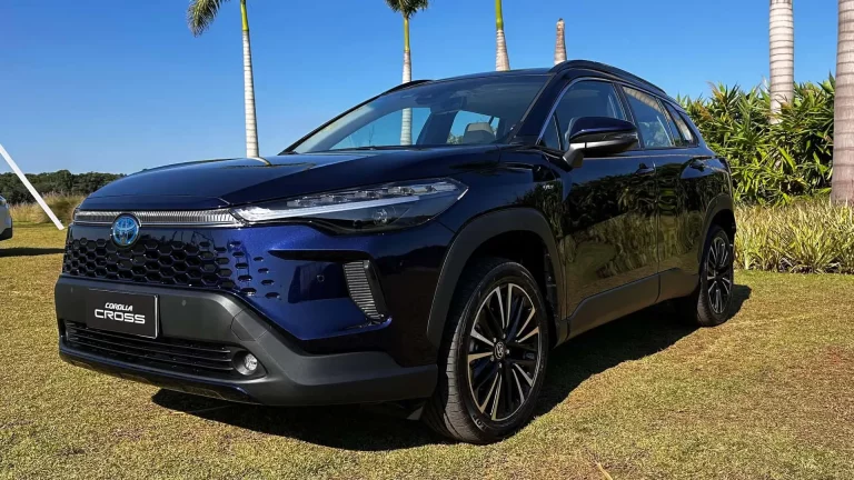toyota corolla cross 2025