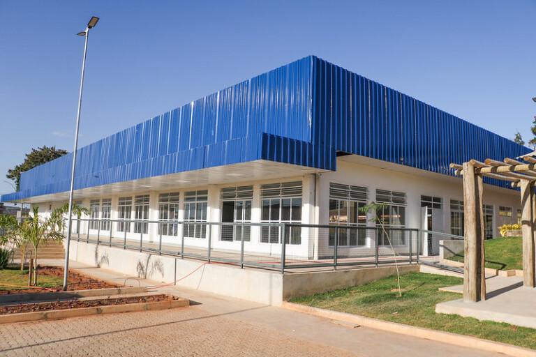 53859105215 3511f7e14e c