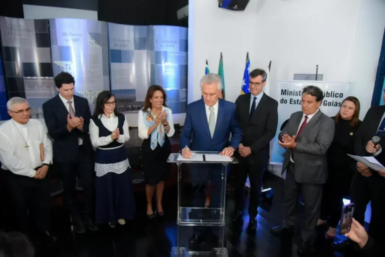 Caiado em Goias 1215x811.jpeg 1024x684 1