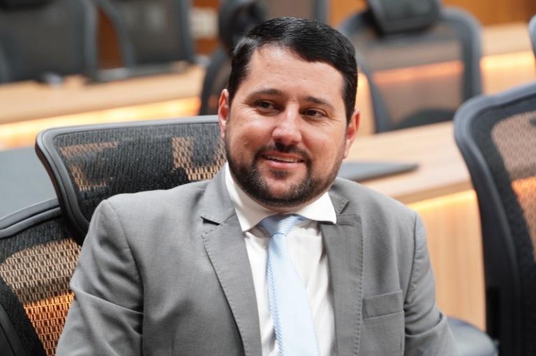 thumb grande Carlos Costa   977