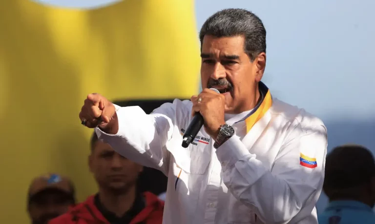 2024 08 04t003519z 1495814859 rc2k89alfxxz rtrmadp 3 venezuela election maduro s supporters