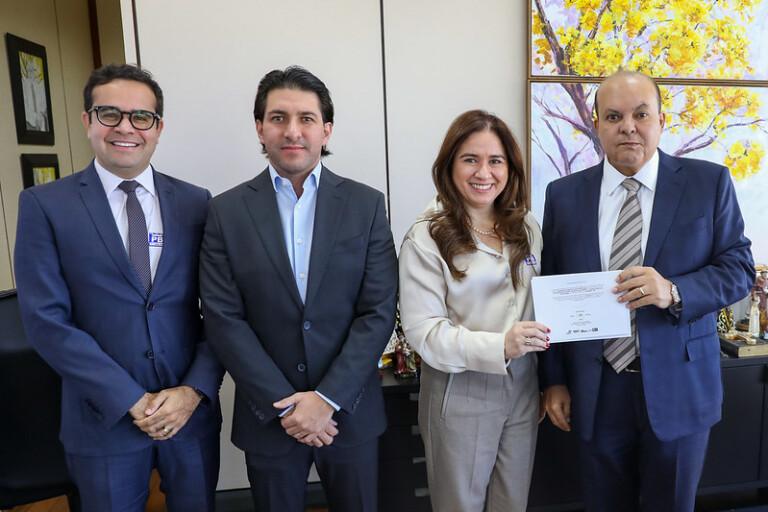 53938530609 d80c5bd54e c