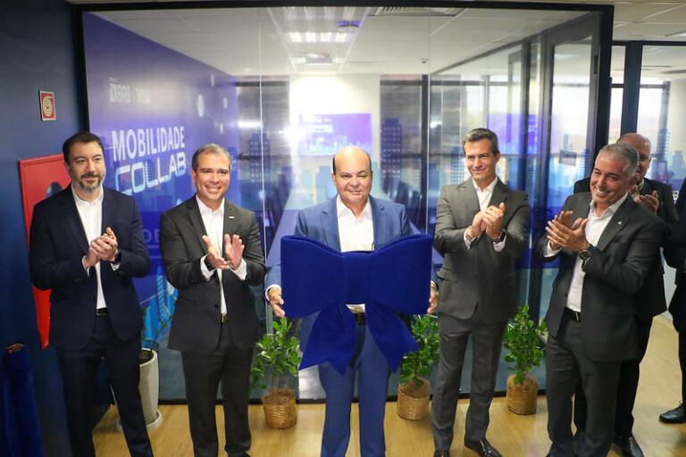 54032637073 ca0438533b c