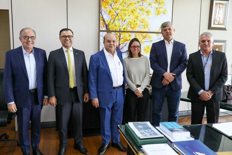 54297388481 48535e6752 c 768x512 1