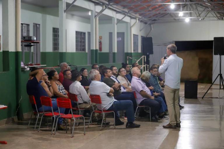 Comunidade volta a se reunir para discutir revisão do plano diretor de Novo Gama