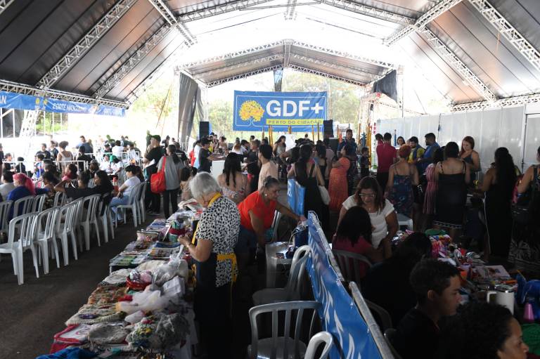 Comunidade de Santa Luzia, na Estrutural, recebe pela primeira vez o GDF Mais Perto do Cidadão