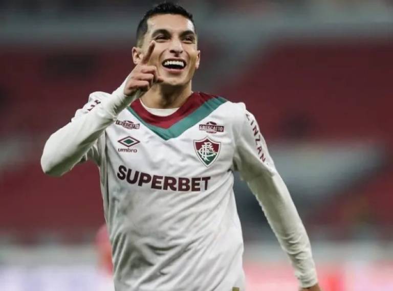 Vitória, sem brilho