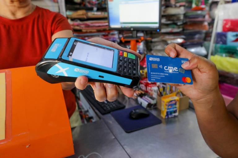 Últimos dias para usar os créditos do Cartão Material Escolar de 2025