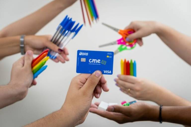Últimos dias para usar os créditos do Cartão Material Escolar de 2025
