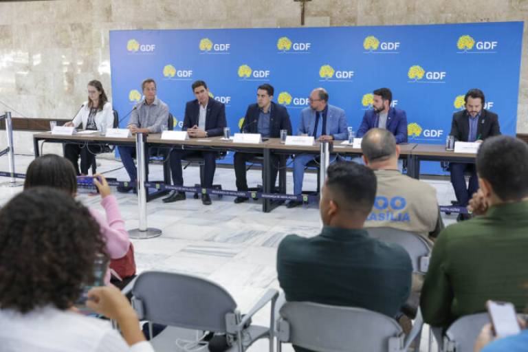 Saúde cria centro de operações para enfrentar gripe aviária