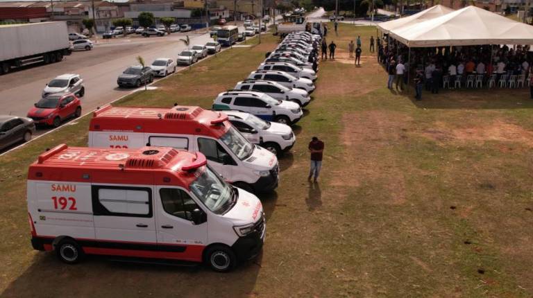 Novo Gama reforça frota de serviços públicos com novos veículos e máquinas