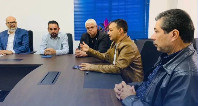 Prefeito Lulinha entrega balancetes do 1º quadrimestre à Câmara Municipal