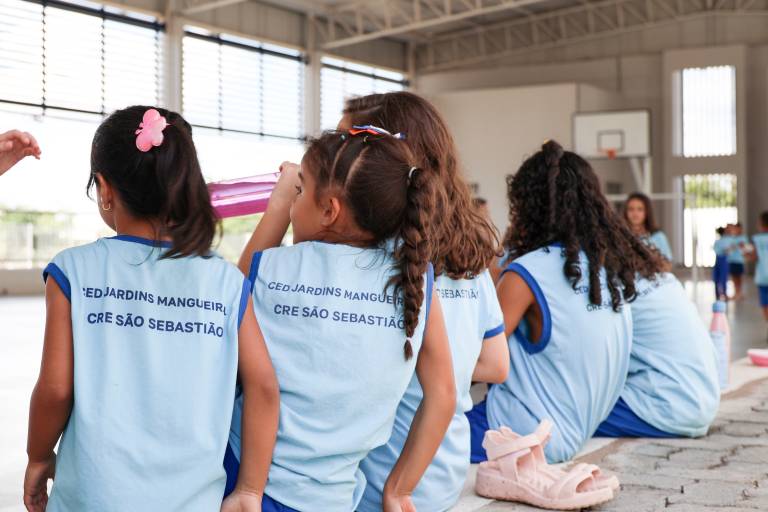 Famílias da rede pública serão beneficiadas com Cartão Uniforme Escolar