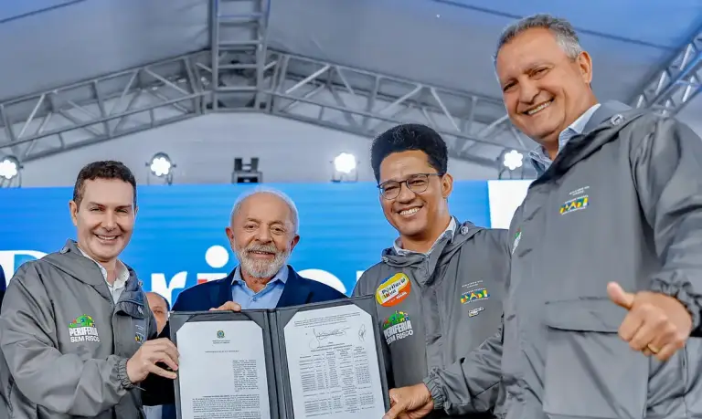 Lula diz que Bolsonaro agiu como o traidor de Tiradentes