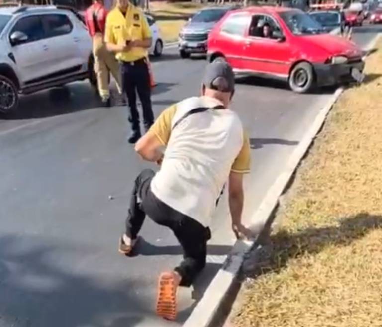 Condutor com tornozeleira eletrônica alcoolizado provoca acidente na Elmo Serejo