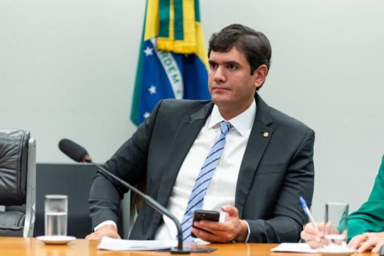 DF abre 10 mil vagas em cursinhos gratuitos para Enem, vestibular e concursos