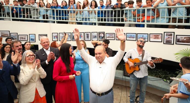 Inaugurada primeira escola pública do Jardins Mangueiral, com investimento de mais de R$ 15 milhões