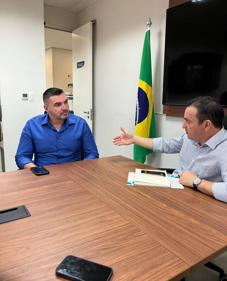 Prefeito de Alexânia visita Secretaria do Entorno e confirma participação na feira #NoEntornoTem