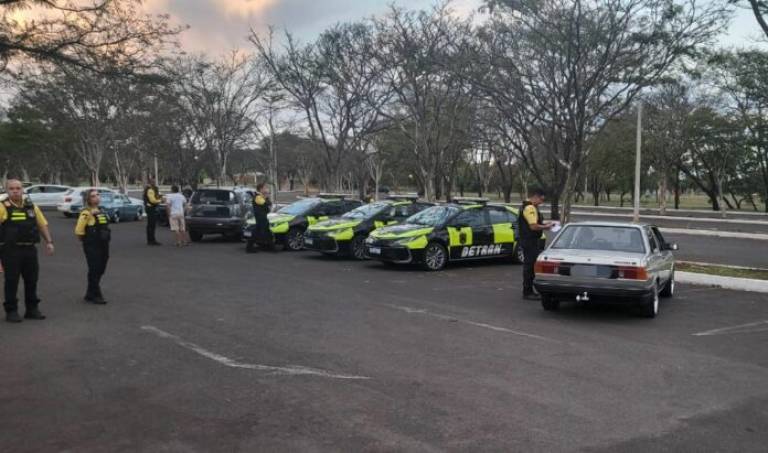 Operação Sossego flagra 32 motocicletas com escapamentos alterados em Águas Claras