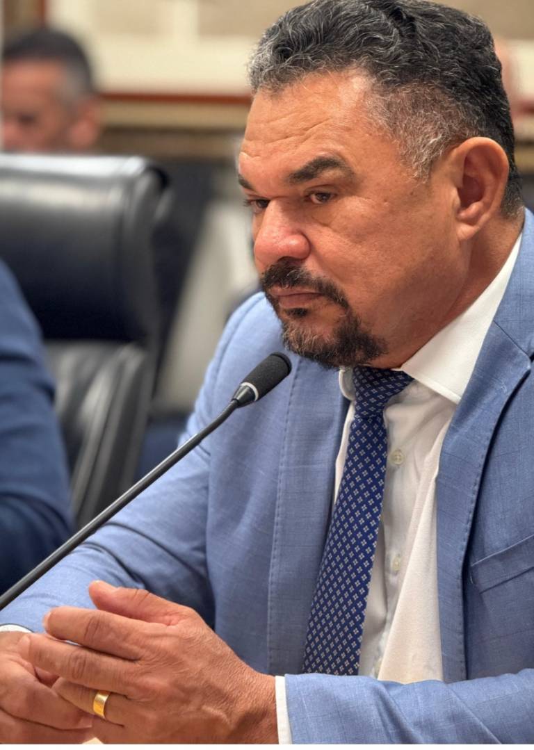 Deputado Hermeto denuncia covardia contra forças de segurança do DF