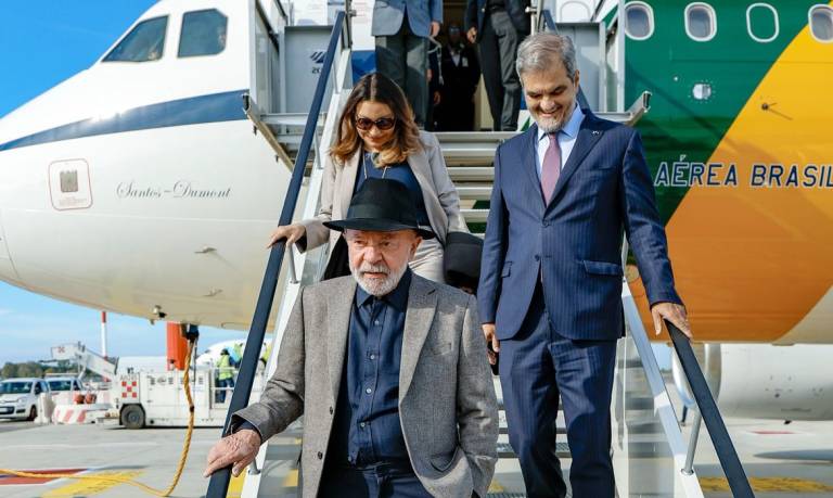 Lula chega a Roma para eventos sobre segurança alimentar
