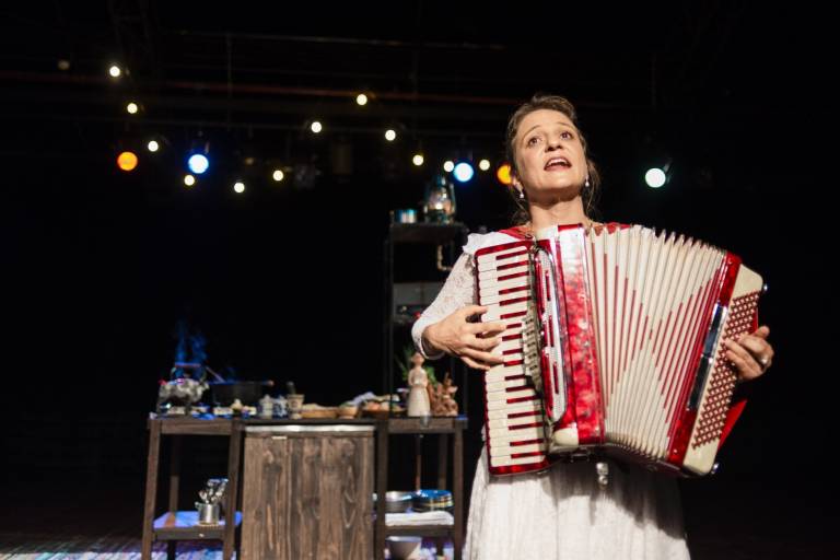 Teatro de sombras, dança, gastronomia e cinema agitam a programação do fim de semana no DF