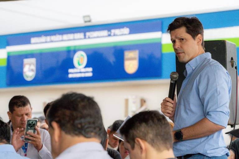 Daniel Vilela entrega Batalhão Rural da PM em Valparaíso e anuncia investimentos em segurança pública