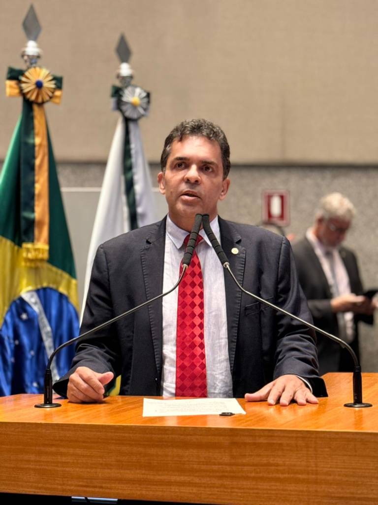 Aprovado PLC de Ricardo Vale que impede cobrança indevida do IPREV