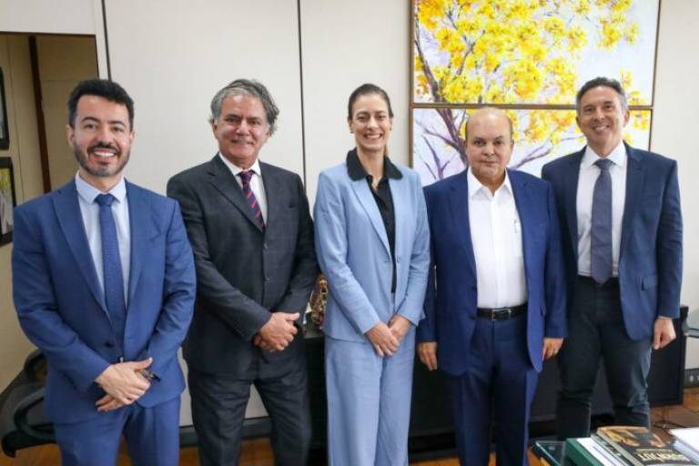 Governo e PGDF reforçam parceria institucional em reunião no Buriti