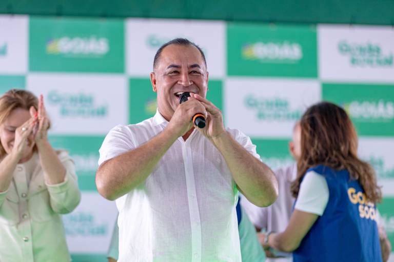 Prefeito Carlinhos do Mangão sanciona lei que pode transformar áreas vazias de Novo Gama e trazer mais desenvolvimento para cidade