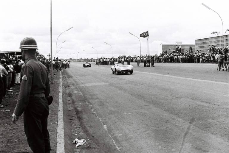 Autódromo de Brasília: Vocação automobilística da capital nasceu antes mesmo da inauguração
