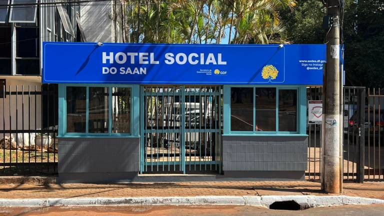 Hotel Social ultrapassa 24 mil acolhimentos noturnos e inaugura biblioteca para acolhidos