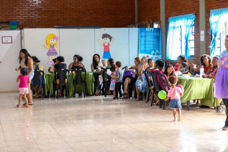 Sorrisos e brincadeiras marcam o dia das crianças no CRAS Mont Serrat
