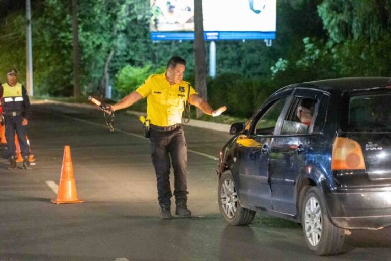 Operação Boas Festas registra 215 condutores irregulares em 15 dias no DF