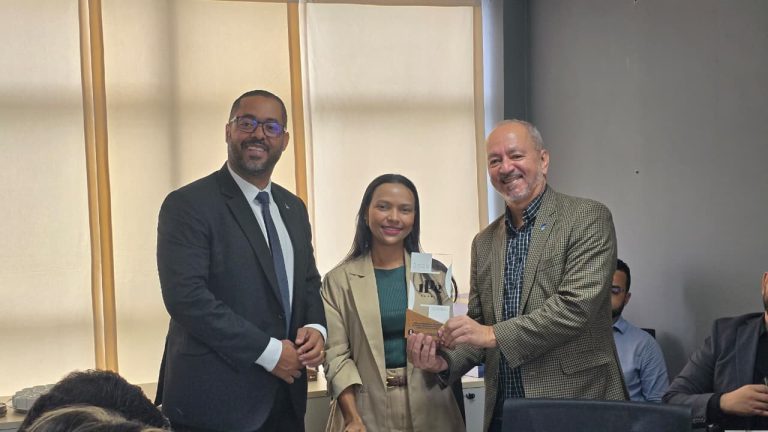 Adasa conquista o Prêmio Ipê de Inovação em Transparência 2025 em meio a recorde de participação no DF