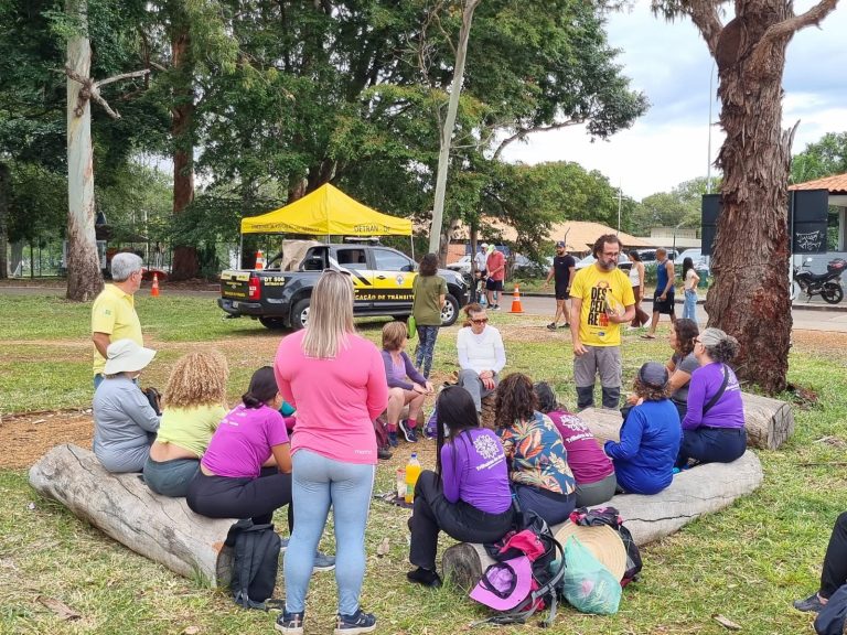 No fim de semana, 1,9 mil pessoas são orientadas sobre como transitar com segurança pelas vias do DF