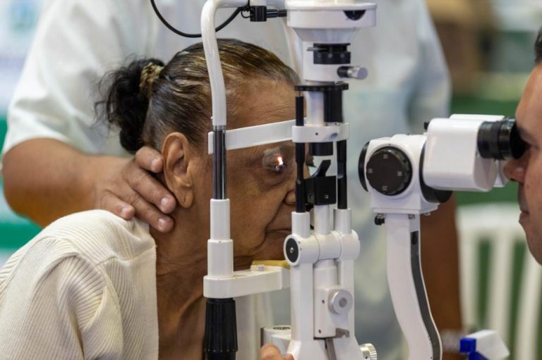 Prefeitura de Novo Gama realiza mutirão de avaliação e retorno oftalmológico no ginásio da praça da bíblia