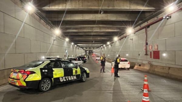 Detran-DF retira 49 condutores alcoolizados das vias no fim de semana