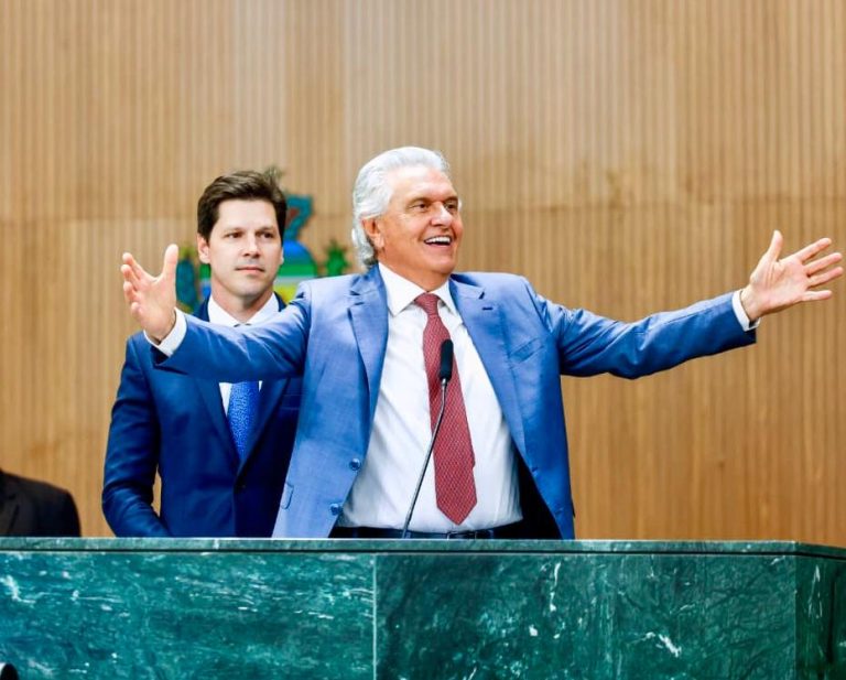 Caiado e Daniel Vilela anunciam fim da cobrança do Fundeinfra