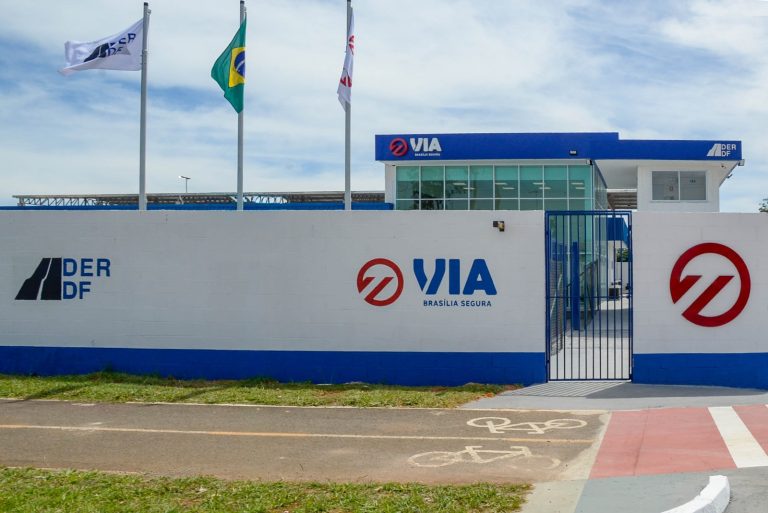 Proprietários são convocados para retirar veículos apreendidos no DF