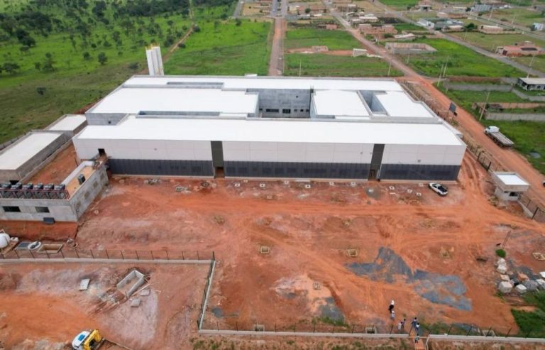 Obras do hospital municipal atingem 80% e a entrega deve ocorrer nos próximos meses