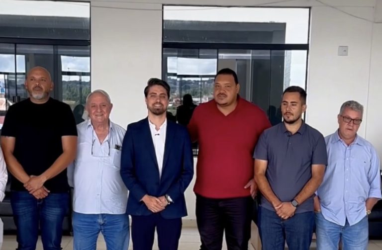 Prefeito de Valparaíso reduz taxa do lixo para 70% dos moradores